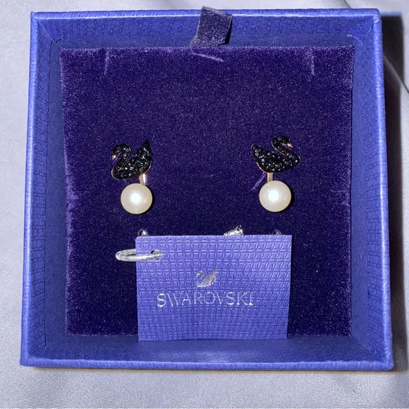 Swarovski Iconic Swan Black Crystal Pearl Earring 5193949 Rose